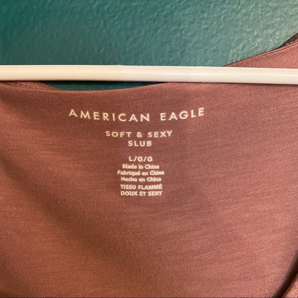 AMERICAN EAGLE Soft and Sexy Slub, Quarter Sleeve, Mauve Top - Large - Picture 2 of 2